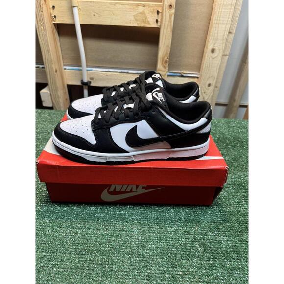 Nike Dunk Low Panda Size 11 - Picture 8 of 9